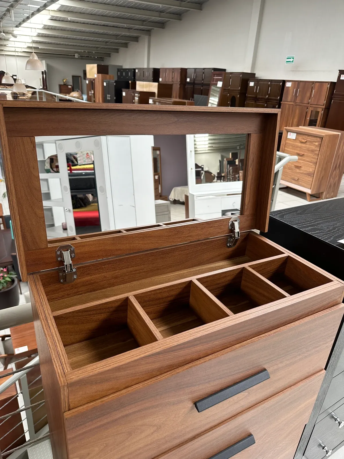 Cajonera Castro — Cajonera Castro