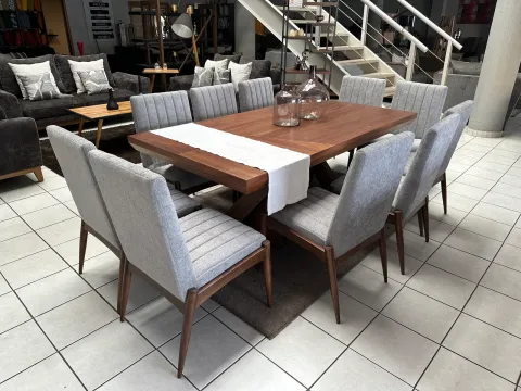 Comedor Alteña Gardani 10 Sillas