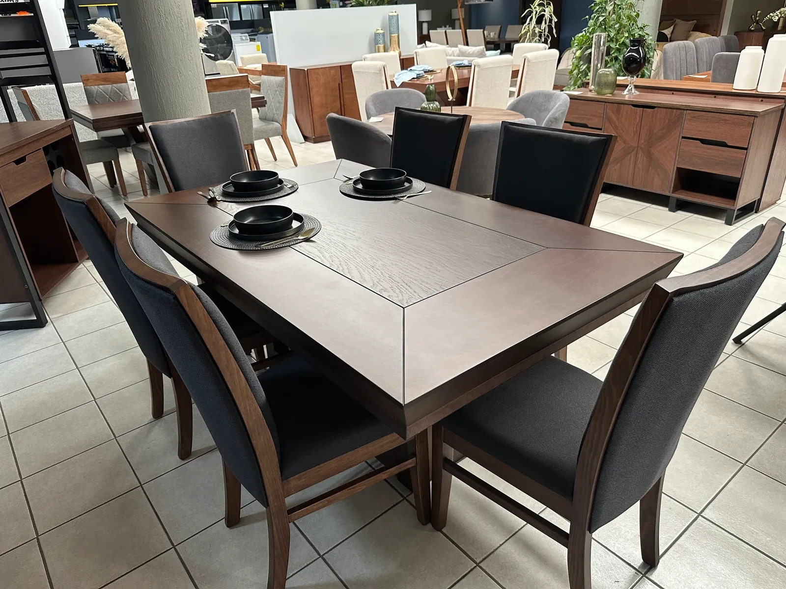 Comedor Lexa Creta — Comedor Lexa Creta