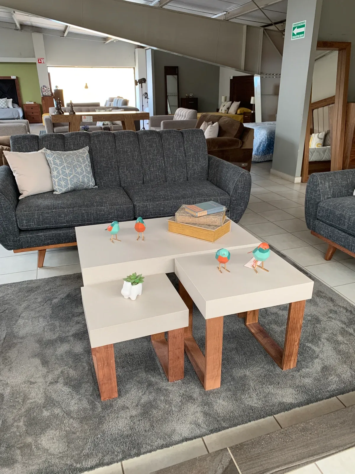 Juego de mesas Mueblemex — Juego de mesas Mueblemex