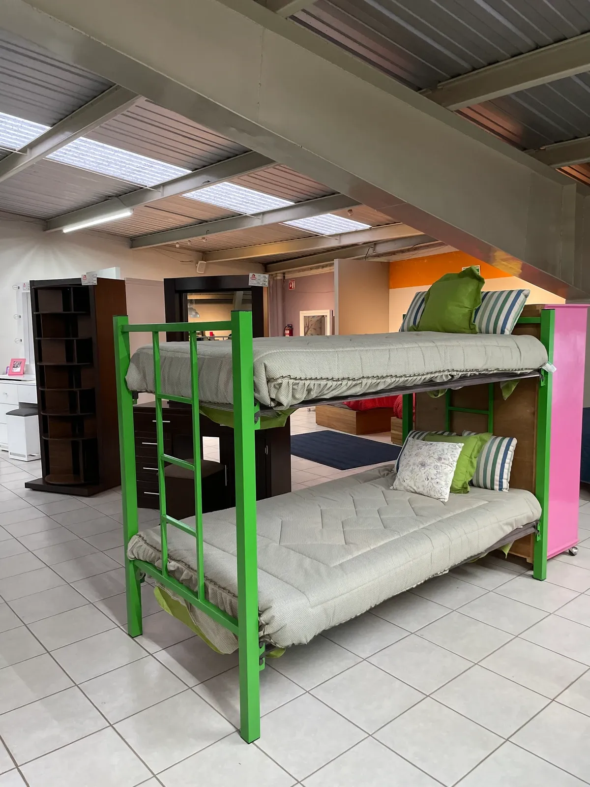 Litera Boston Cairo — Litera Boston Cairo