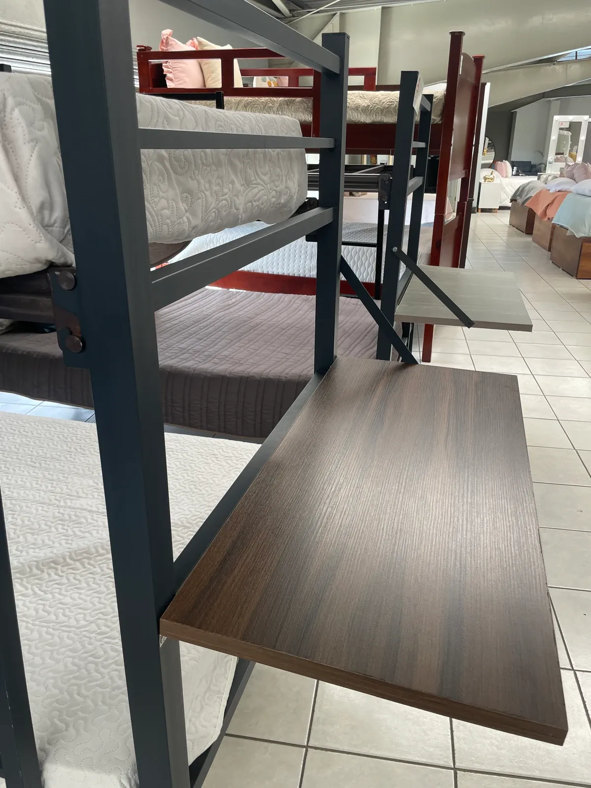 Litera Boston Polonia Ind — Litera Boston Polonia Ind