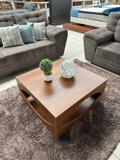 Mesa de Centro Castro Odish