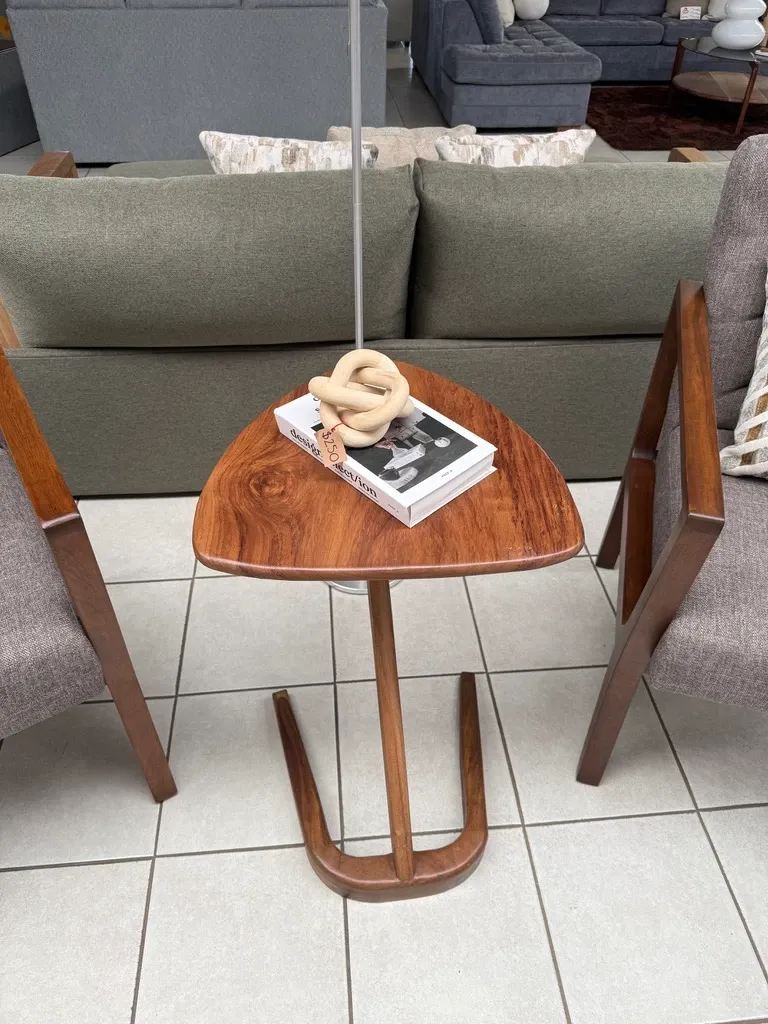 Mesa de Servicio Rábago Arit — Mesa de Servicio Rábago Arit
