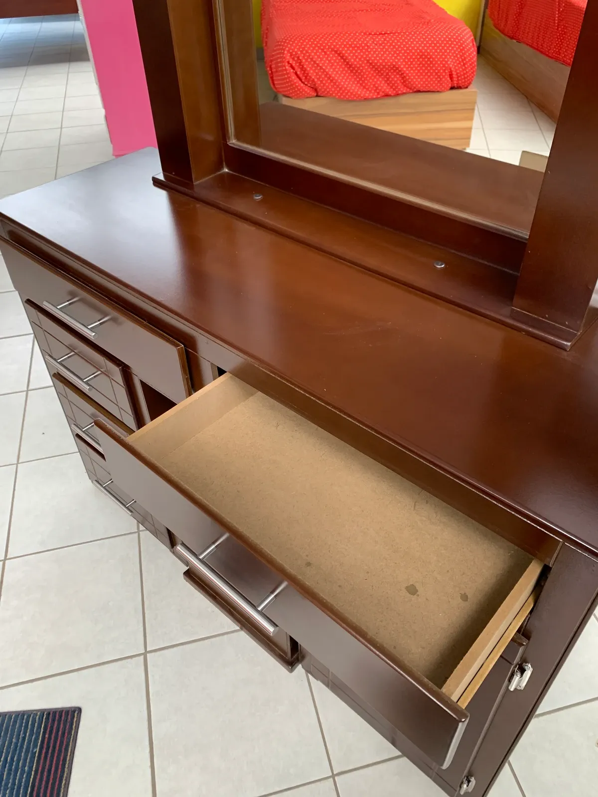 Tocador El Roperito Elegante — Tocador El Roperito Elegante